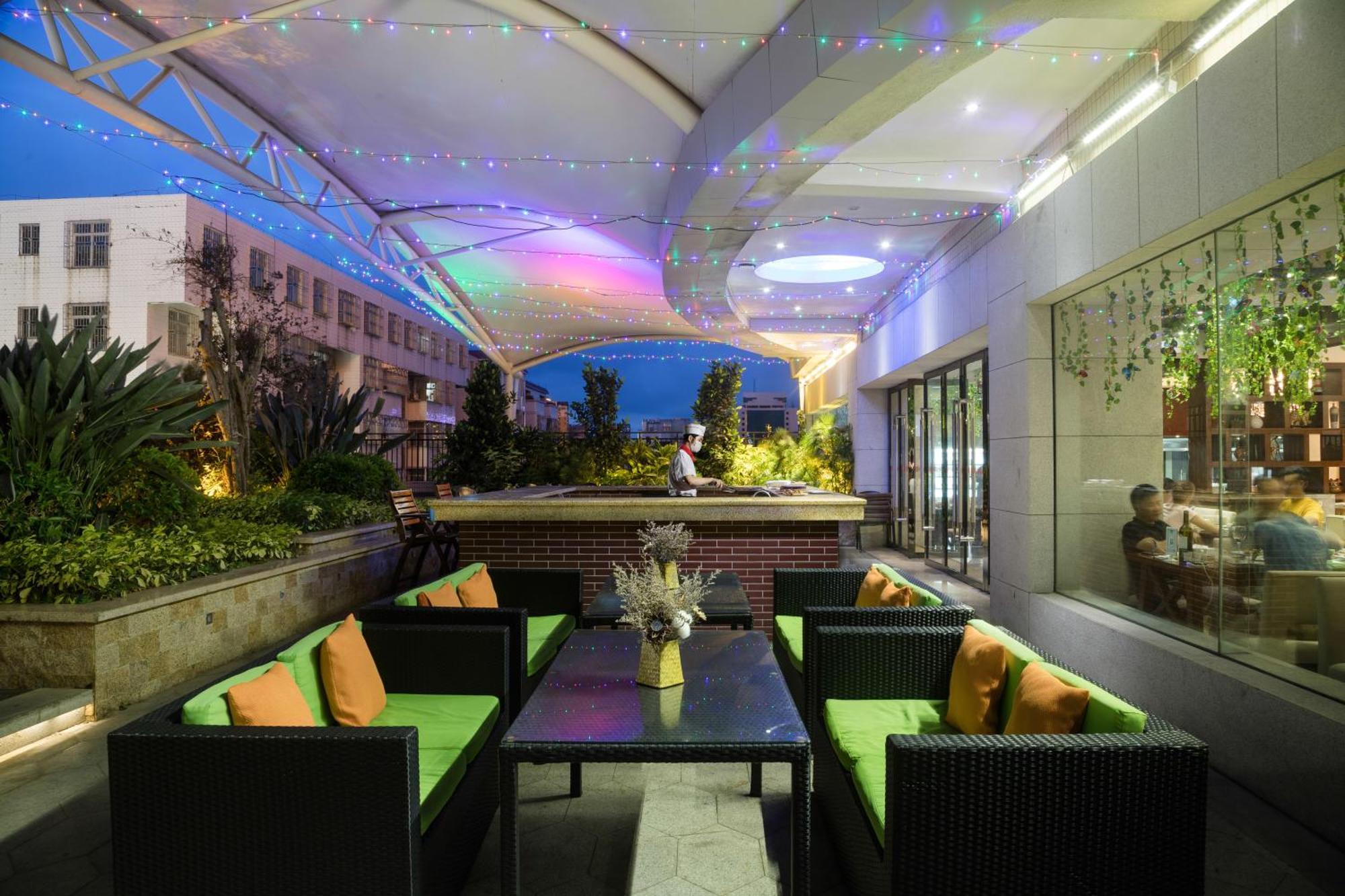 Maoming International Hotel Exterior photo